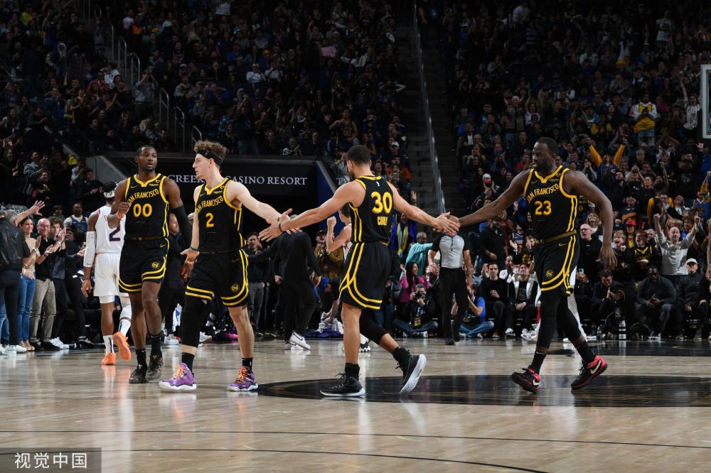 在休赛期明 在休赛期明